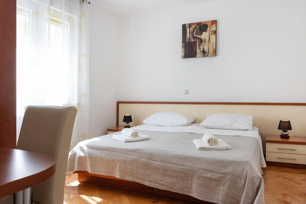 Apartment Sunce 1-Bedroom Apartment In Split